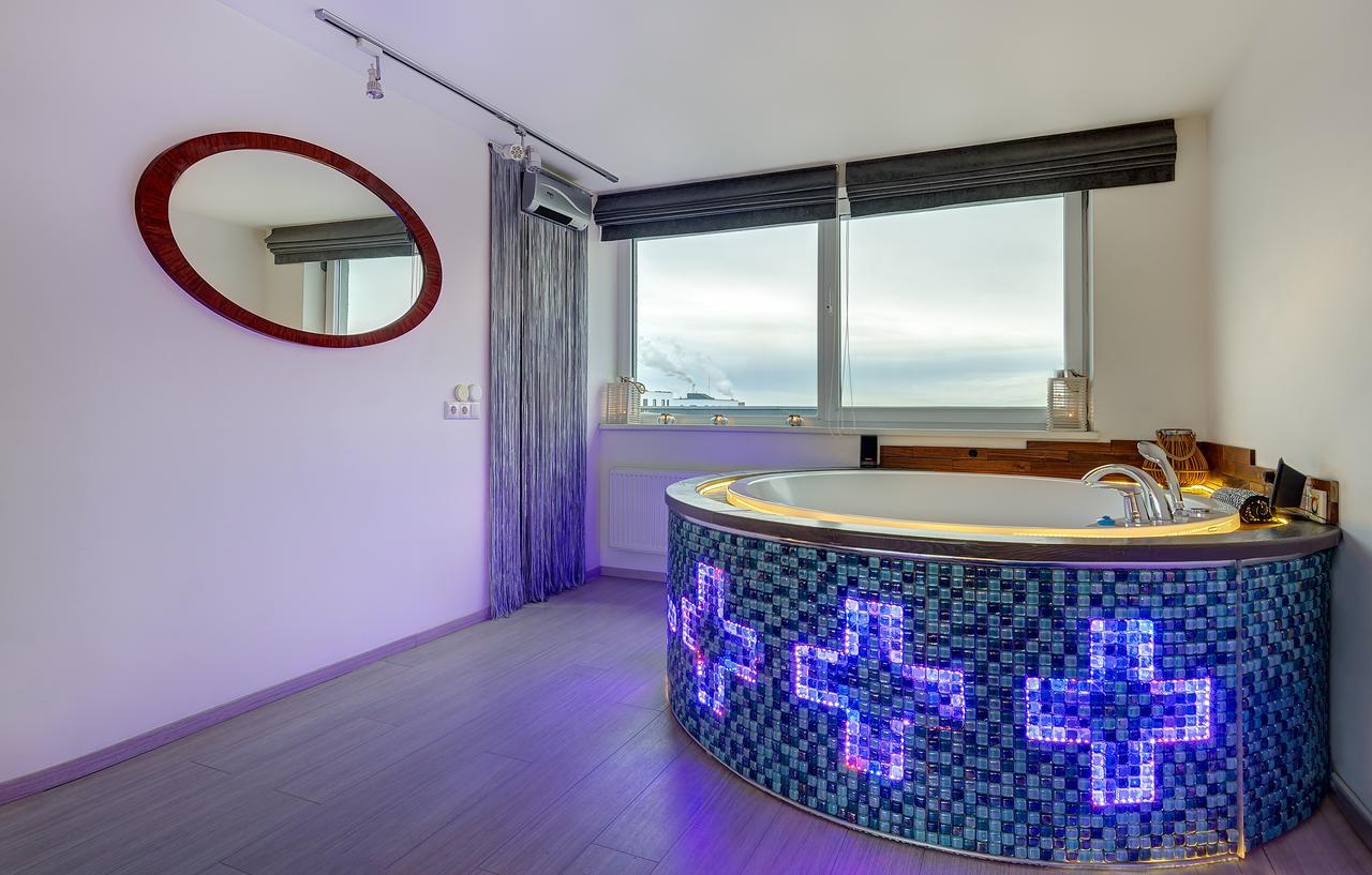 June Street Spa Apartments Vilnius Exterior photo